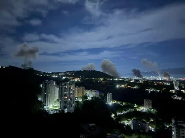 Videos: así fueron las explosiones en distintas zonas de Venezuela que terminaron en la caída de Maduro Videos: así fueron las explosiones en distintas zonas de Venezuela que terminaron en la caída de Maduro