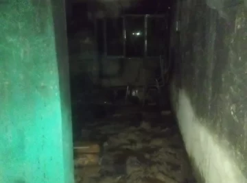 Un voraz incendio afectó una casa en Albardón Un voraz incendio afectó una casa en Albardón