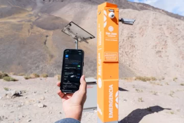 Ya funcionan en el Paso de Agua Negra cuatro tótems de emergencia: dónde están instalados Ya funcionan en el Paso de Agua Negra cuatro tótems de emergencia: dónde están instalados