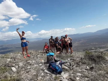 Debido al éxito de la propuesta, en Sarmiento realizarán 3 prácticas de trekking guiadas en dos días: conocé cuándo y dónde se realizarán Debido al éxito de la propuesta, en Sarmiento realizarán 3 prácticas de trekking guiadas en dos días: conocé cuándo y dónde se realizarán