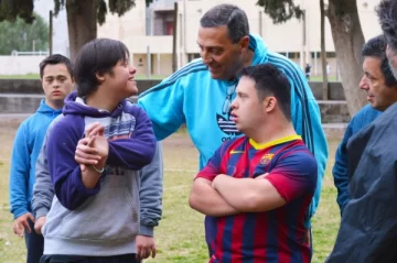 Dolor en el rugby sanjuanino por la muerte de Alberto “Besu” Mugnos, referente de Dinos XV Dolor en el rugby sanjuanino por la muerte de Alberto “Besu” Mugnos, referente de Dinos XV