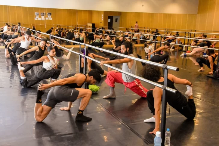 Convocatoria para bailarines: el 13 de febrero comienzan las inscripciones para el Programa de Danza del Teatro del Bicentenario Convocatoria para bailarines: el 13 de febrero comienzan las inscripciones para el Programa de Danza del Teatro del Bicentenario