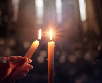 Lunes 2 de febrero, día de bendición de las velas: la luz que lleva protección al hogar Lunes 2 de febrero, día de bendición de las velas: la luz que lleva protección al hogar