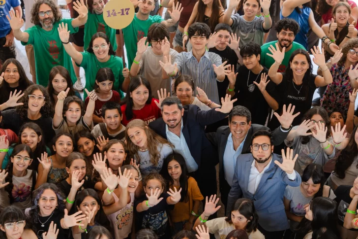 Vacacionarte abrió sus puertas en el Franklin Rawson con la presencia de Orrego Vacacionarte abrió sus puertas en el Franklin Rawson con la presencia de Orrego