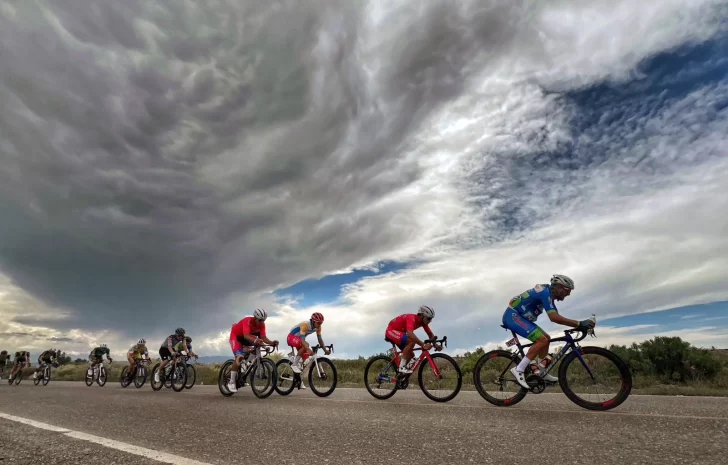 vuelta-41-san-juan-ciclismo-2026-12-728x465