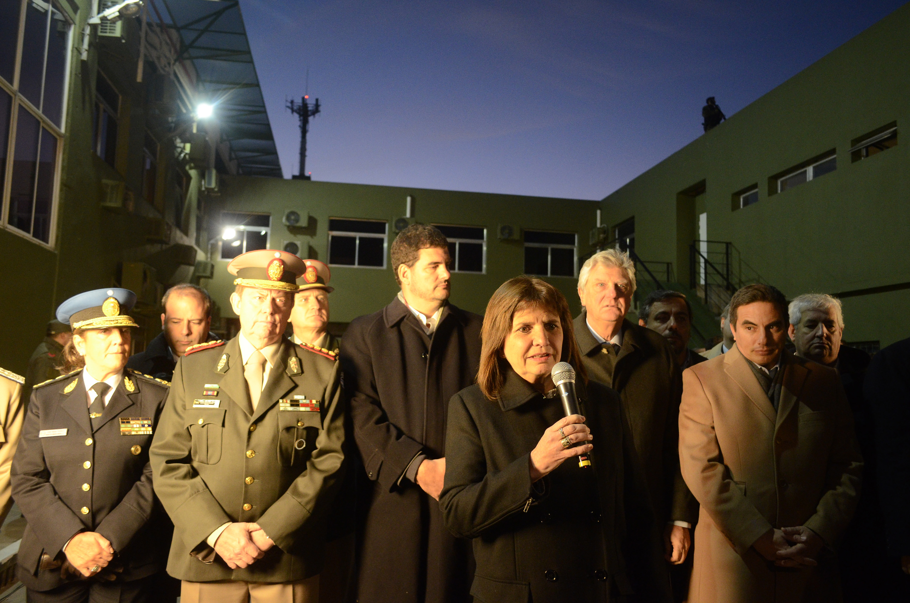 DYN59, BUENOS AIRES 18/07/2017, EL PRESIDENTE MAURICIO MACRI ENCABEZ� HOY, EN EL EDIFICIO CENTINELA, EL OPERATIVO DE INCINERACI�N DE LAS DOS TONELADAS DE DROGA INCAUTADA EN EL OPERATIVO BOBINAS BLANCAS, EL M�S IMPORTANTE DE LOS �LTIMOS 25 A�OS.FOTO:DYN/JAVIER BRUSCO.