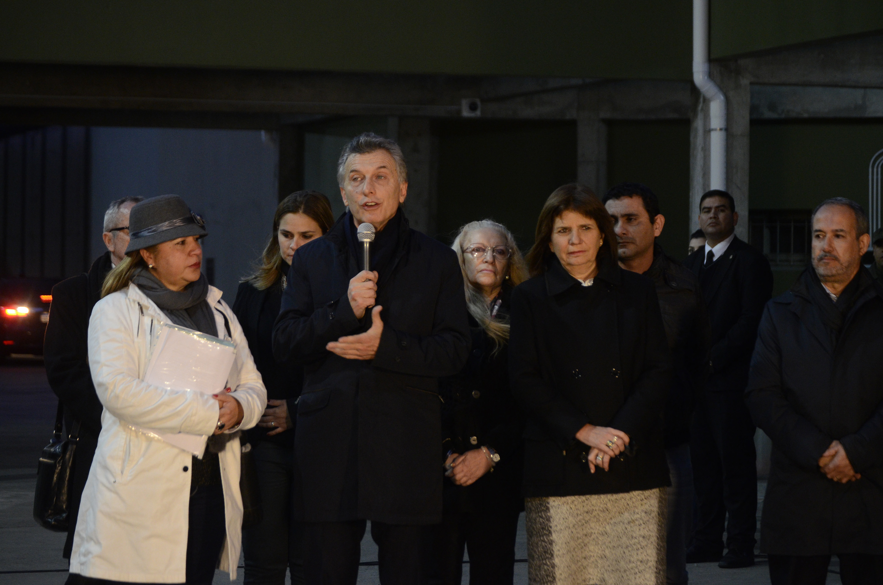 56DYN, BUENOS AIRES 18/07/2017, EL PRESIDENTE MAURICIO MACRI ENCABEZ� HOY, EN EL EDIFICIO CENTINELA, EL OPERATIVO DE INCINERACI�N DE LAS DOS TONELADAS DE DROGA INCAUTADA EN EL OPERATIVO BOBINAS BLANCAS, EL M�S IMPORTANTE DE LOS �LTIMOS 25 A�OS.FOTO:DYN/JAVIER BRUSCO.