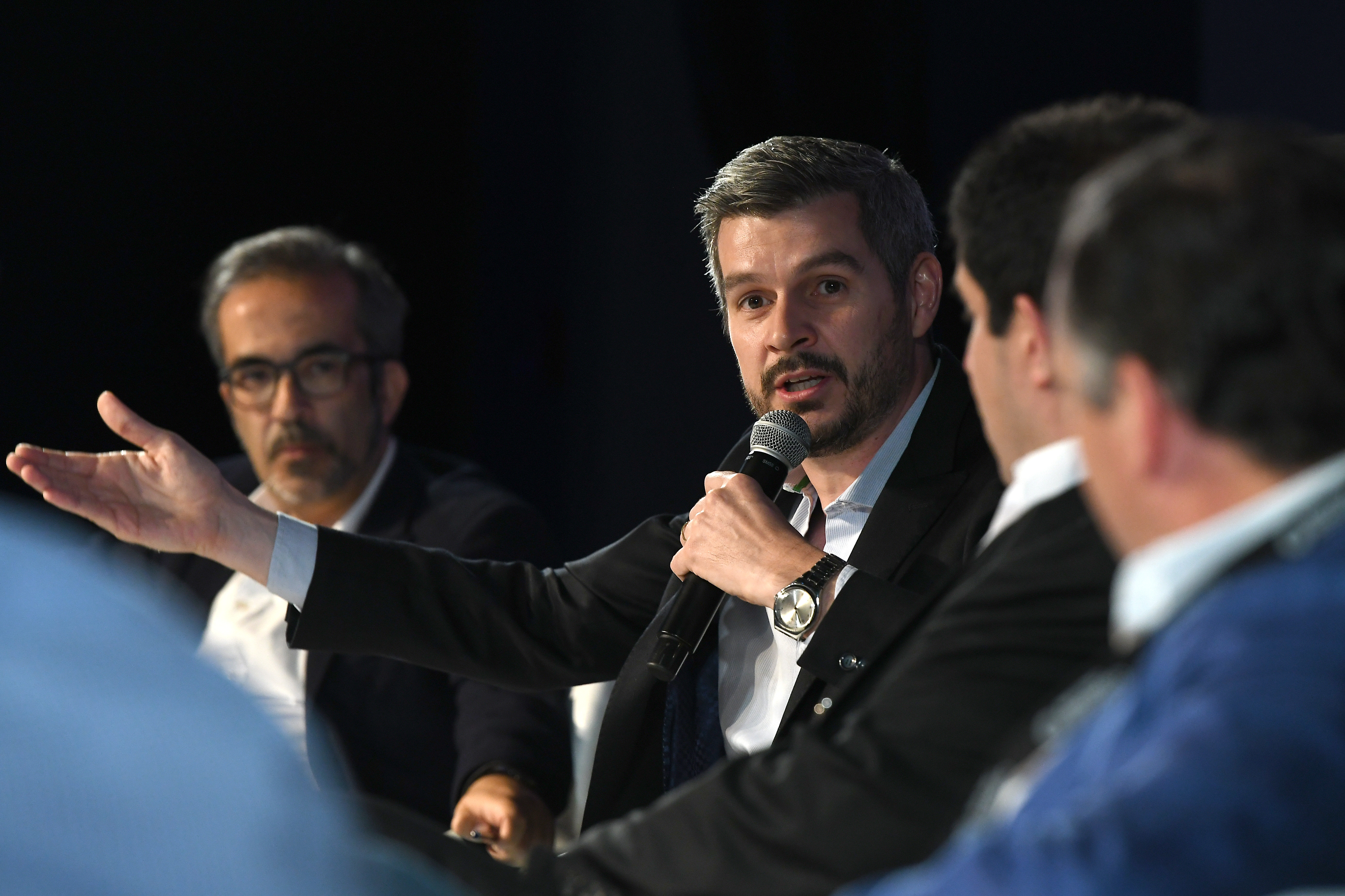 Télam 04/11/2017 Buenos Aires: El jefe de Gabinete, Marcos Peña, sostuvo hoy que Cambiemos representa actualmente la “mejor oferta política” del país y destacó que eso se logró por el “vínculo” y la “cercanía” con la ciudadanía, a través de una “propuesta alejada del rencor y del autoritarismo”al disertar en un panel del XVIII Foro Iberoamérica que sesiona en un hotel del barrio porteño de Puerto Madero.Foto: José Romero
