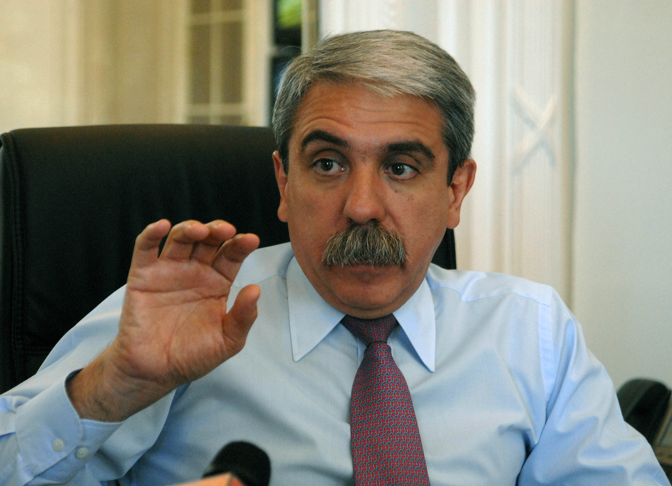 Télam Buenos Aires 20/01/2011 Entrevista al jefe de gabinete Anibal Fernandez, de la Agencia Télam. Foto:Tito La Penna/Télam/rve